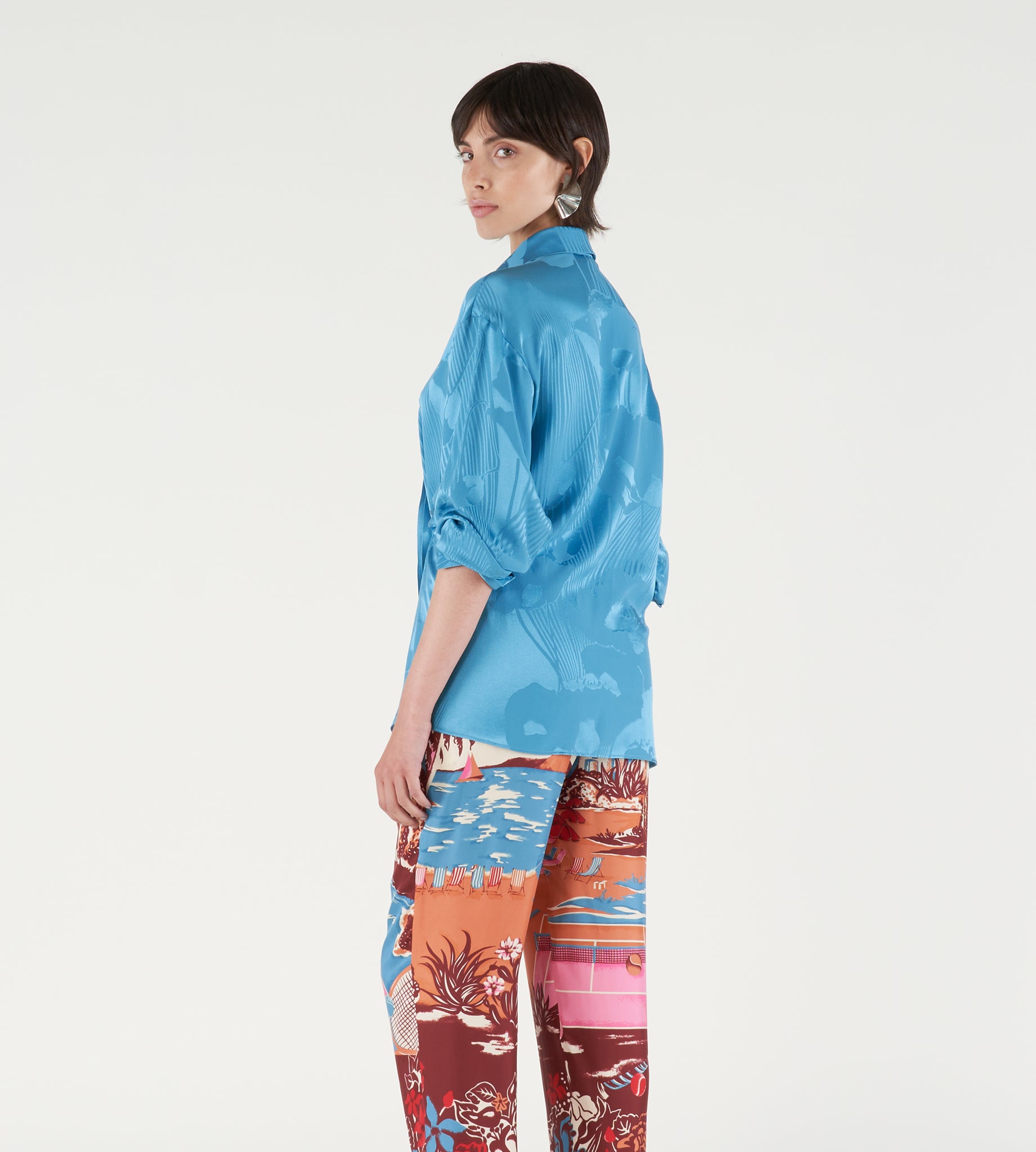 mantero-1902-bonnie-camicia-versatile-in-seta-cr-pe-satin-jacquard image 5