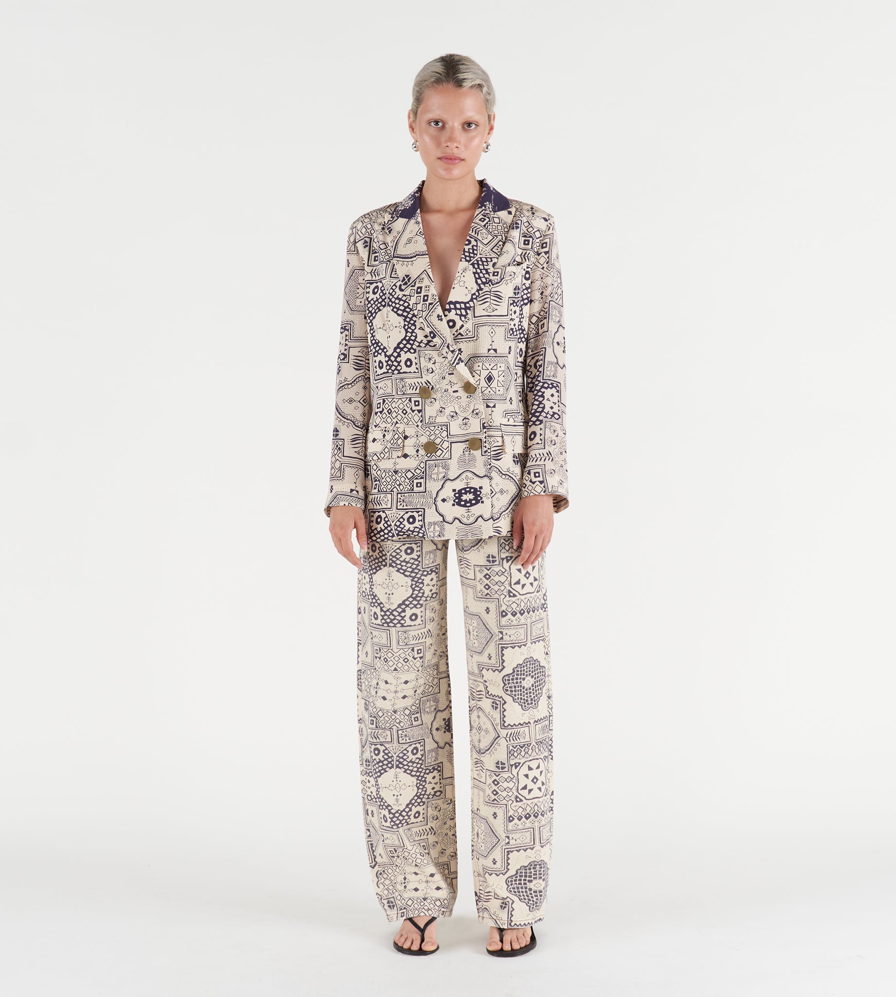 mantero-1902-isabella-blazer-in-seta-doppiopetto-sfoderato-made-in-italy image 4