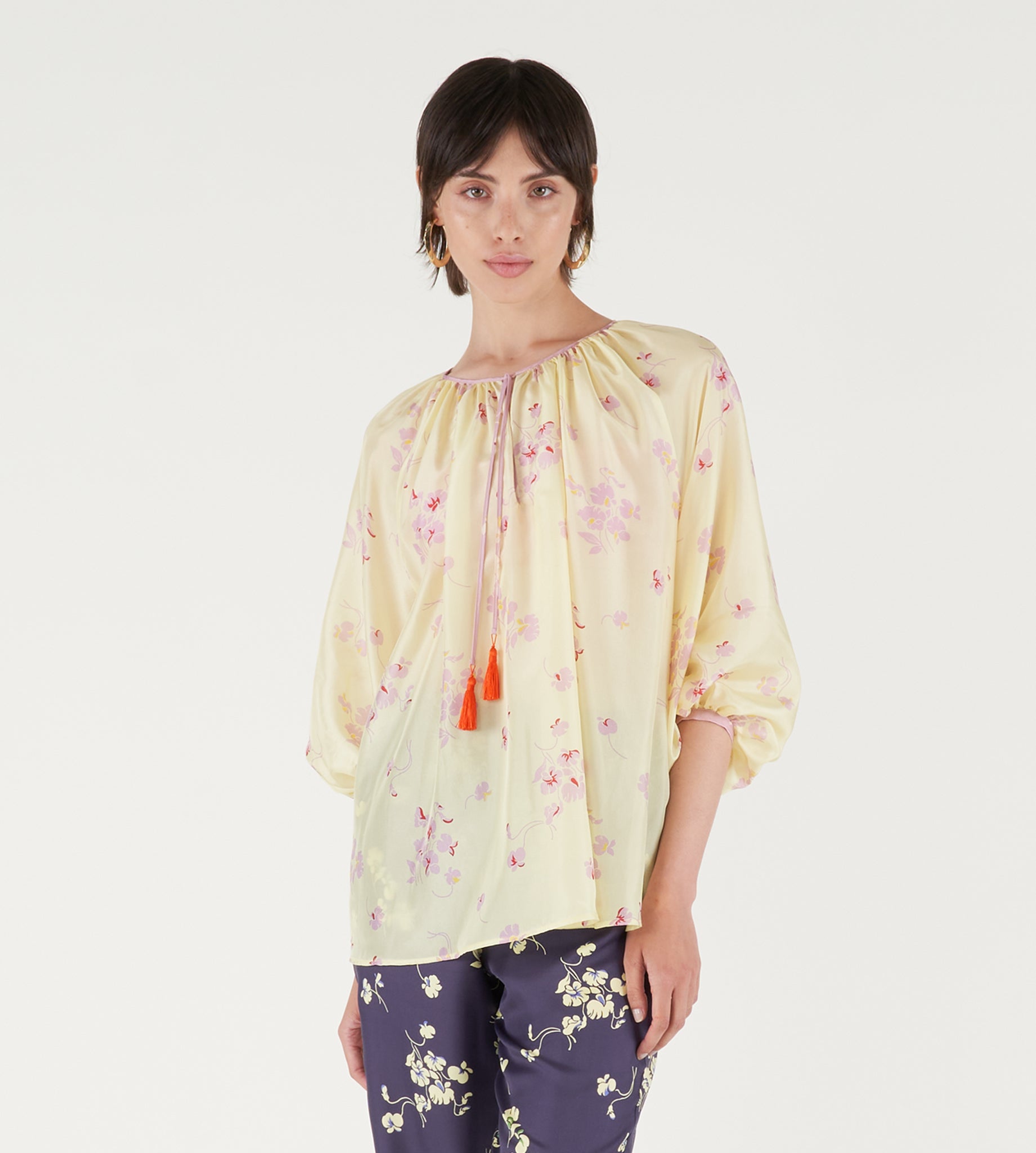 mantero-1902-lolita-blusa-manica-raglan-in-seta image 2