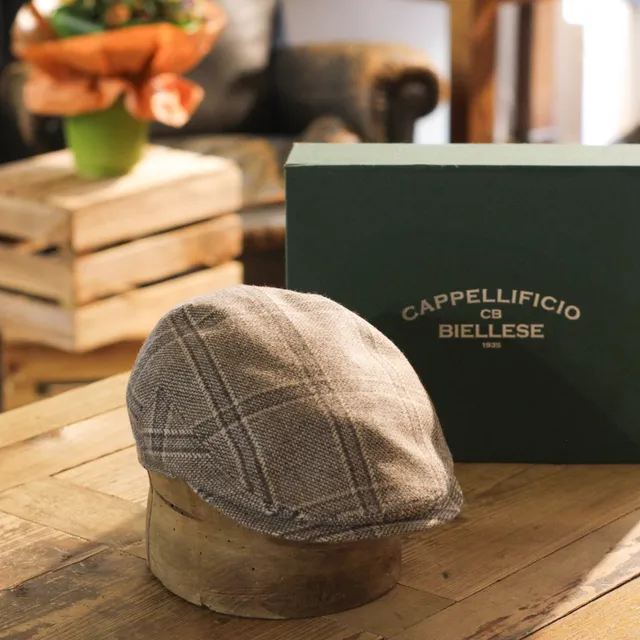 cappellificio-biellese-1935-county-cap-in-wild-moss-cappello-classico-con-visier image 1