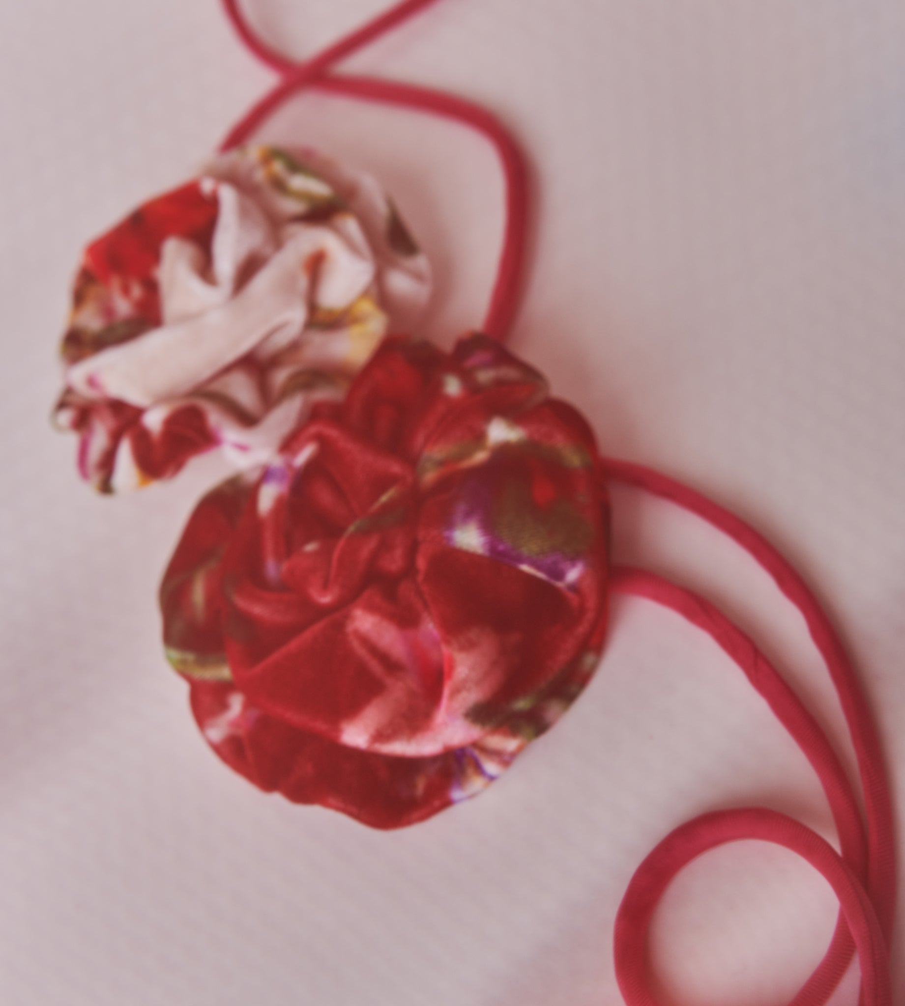 mantero-1902-nara-collana-con-fiore-in-velluto image 4