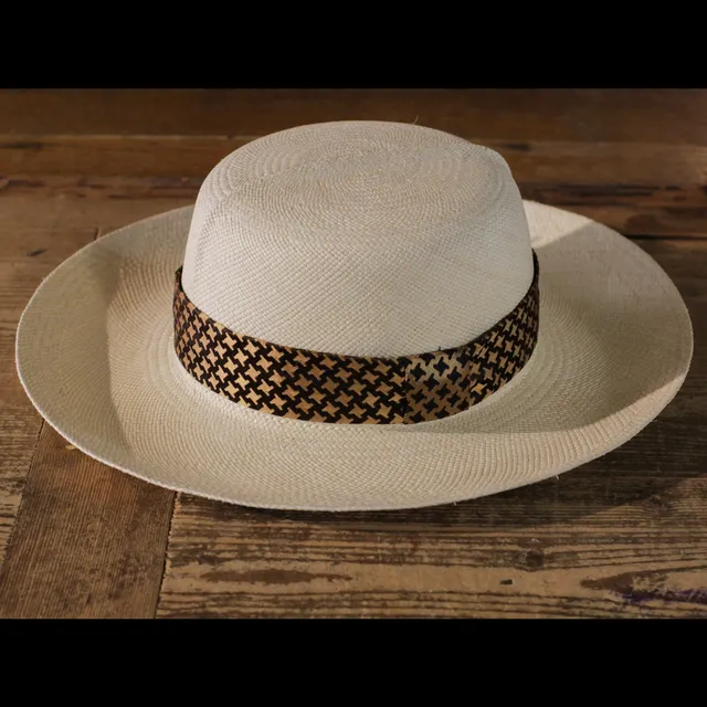 cappellificio-biellese-1935-genuine-safari-panama-gold-brown-pied-de-poule image 1