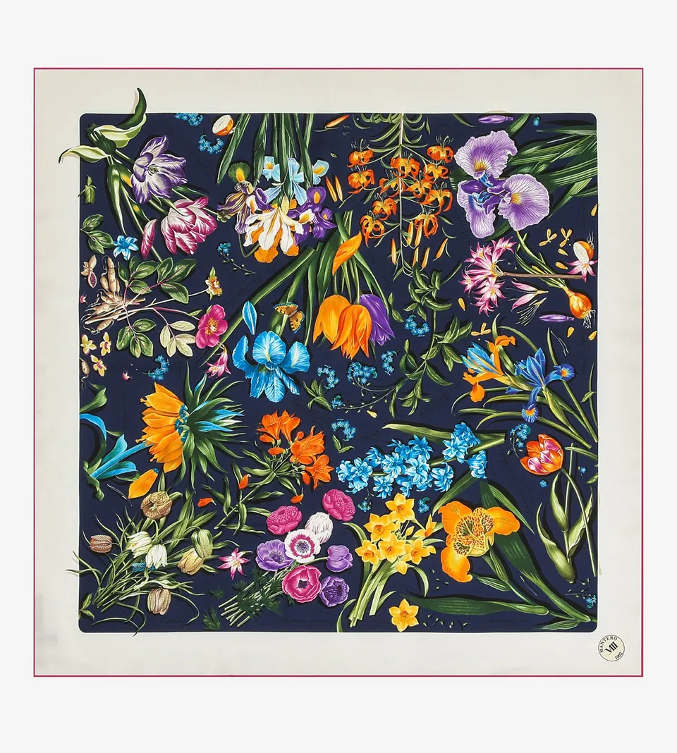 mantero-1902-archivio-n-15-erbario-foulard-classic-carr-90x90-cm image 1