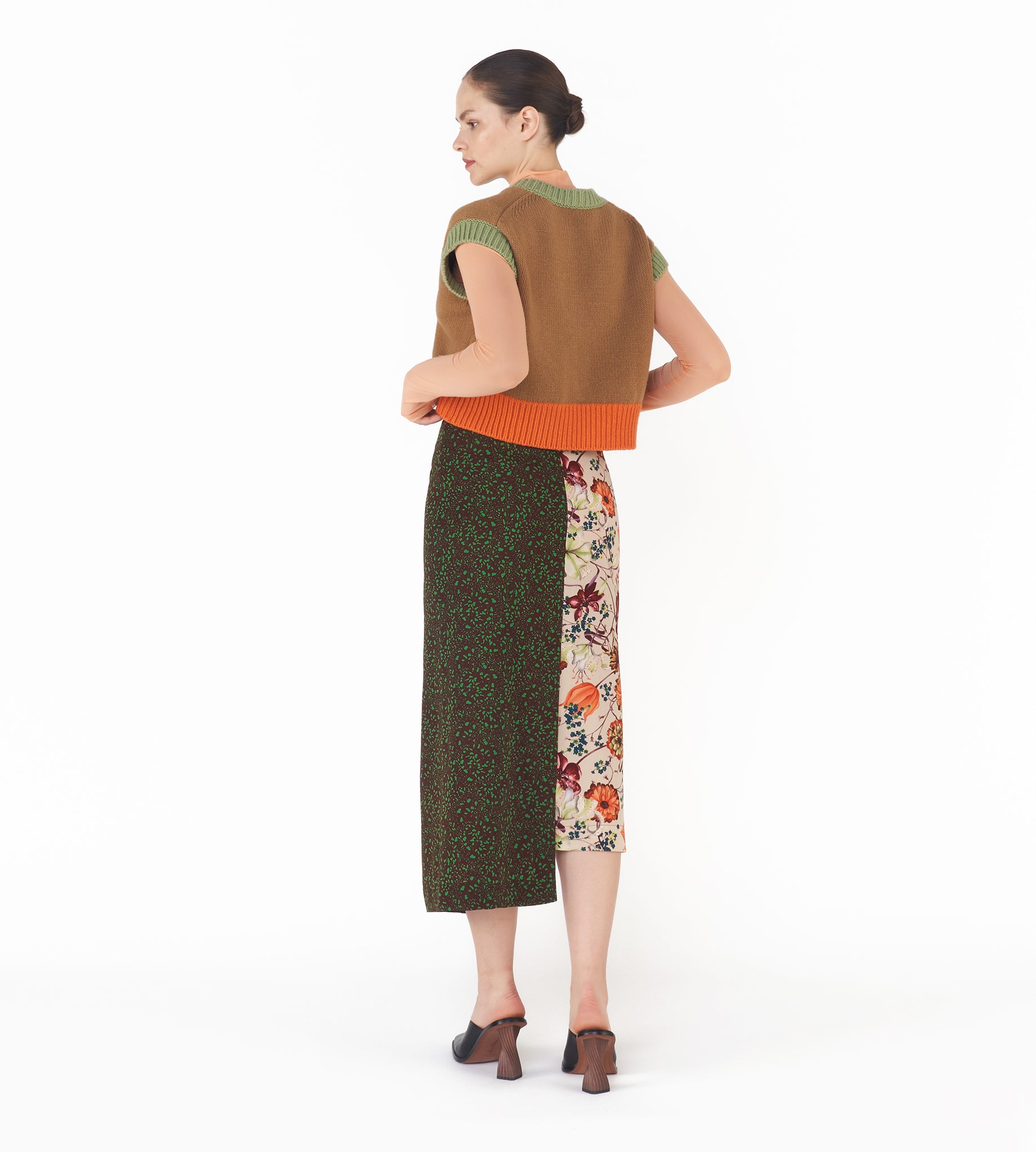 mantero-1902-lucy-gilet-in-lana-scollo-a-v image 4