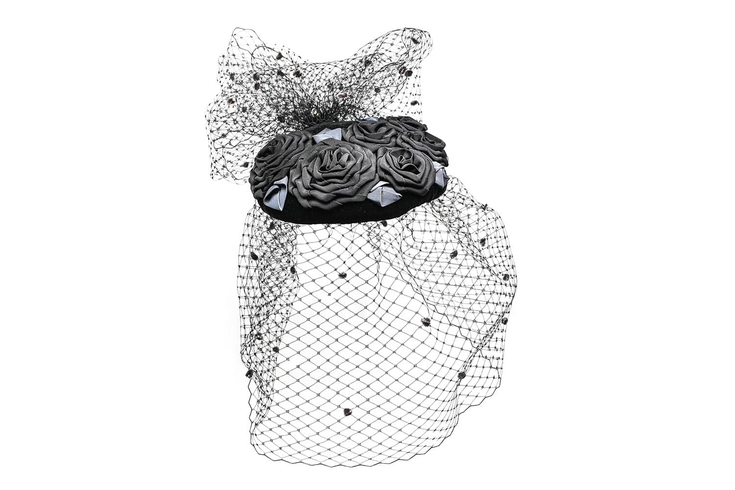 grevi-rose-fascinator-con-roselline-fatte-a-mano-e-veletta image 1