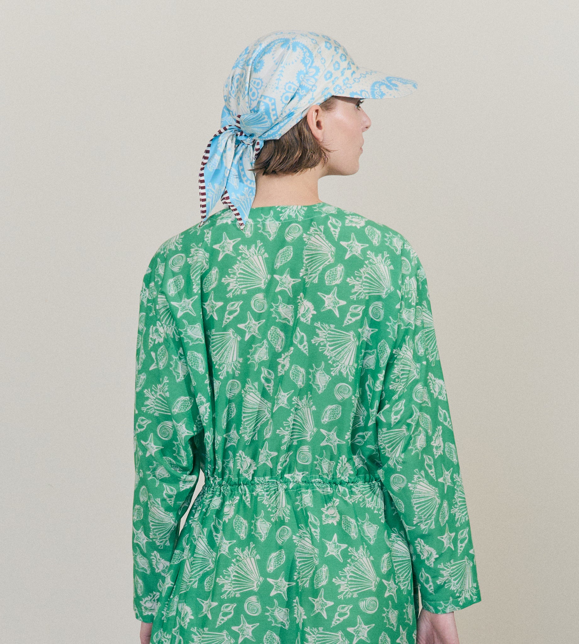 mantero-1902-zoey-bandana-con-visiera-elastico image 8