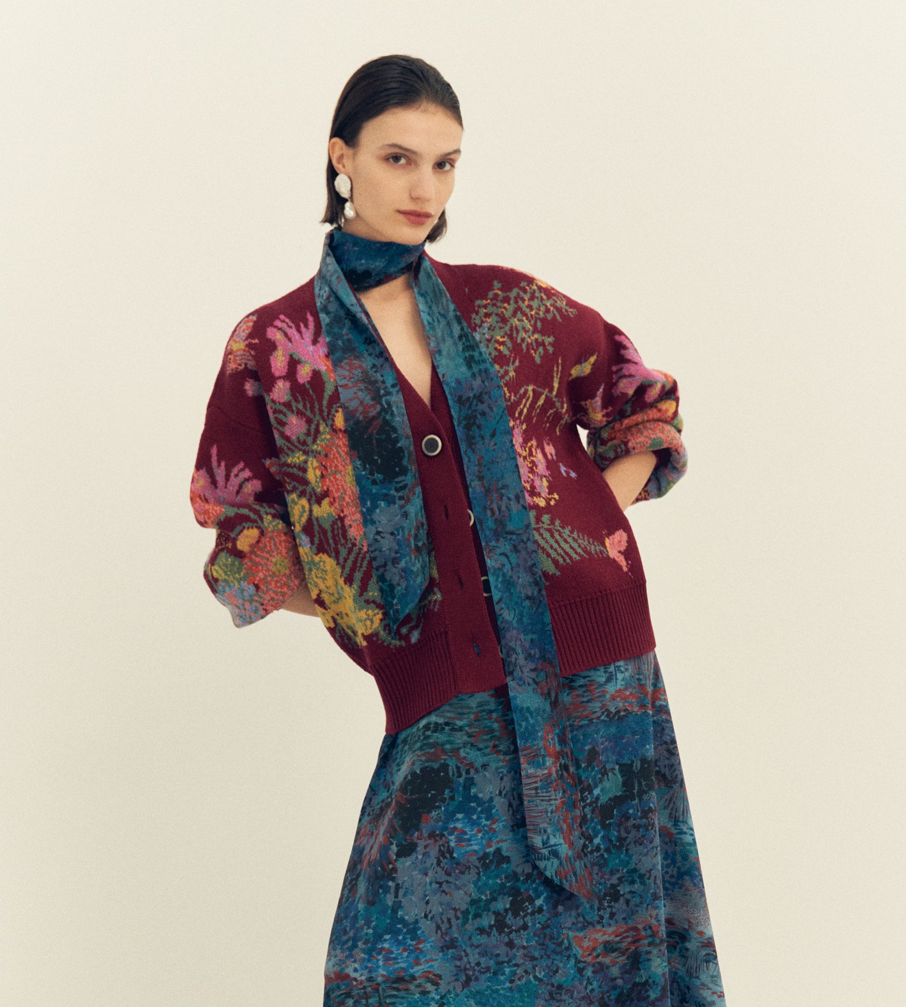 mantero-1902-claude-cardigan-oversize-in-lana-jacquard image 2