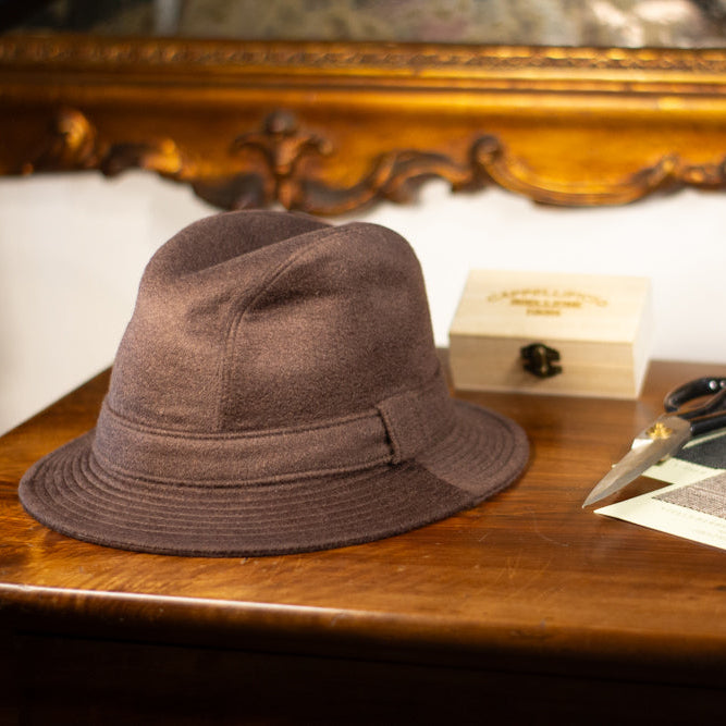 cappellificio-biellese-1935-fedora-su-misura-in-tessuto-italiano image 2