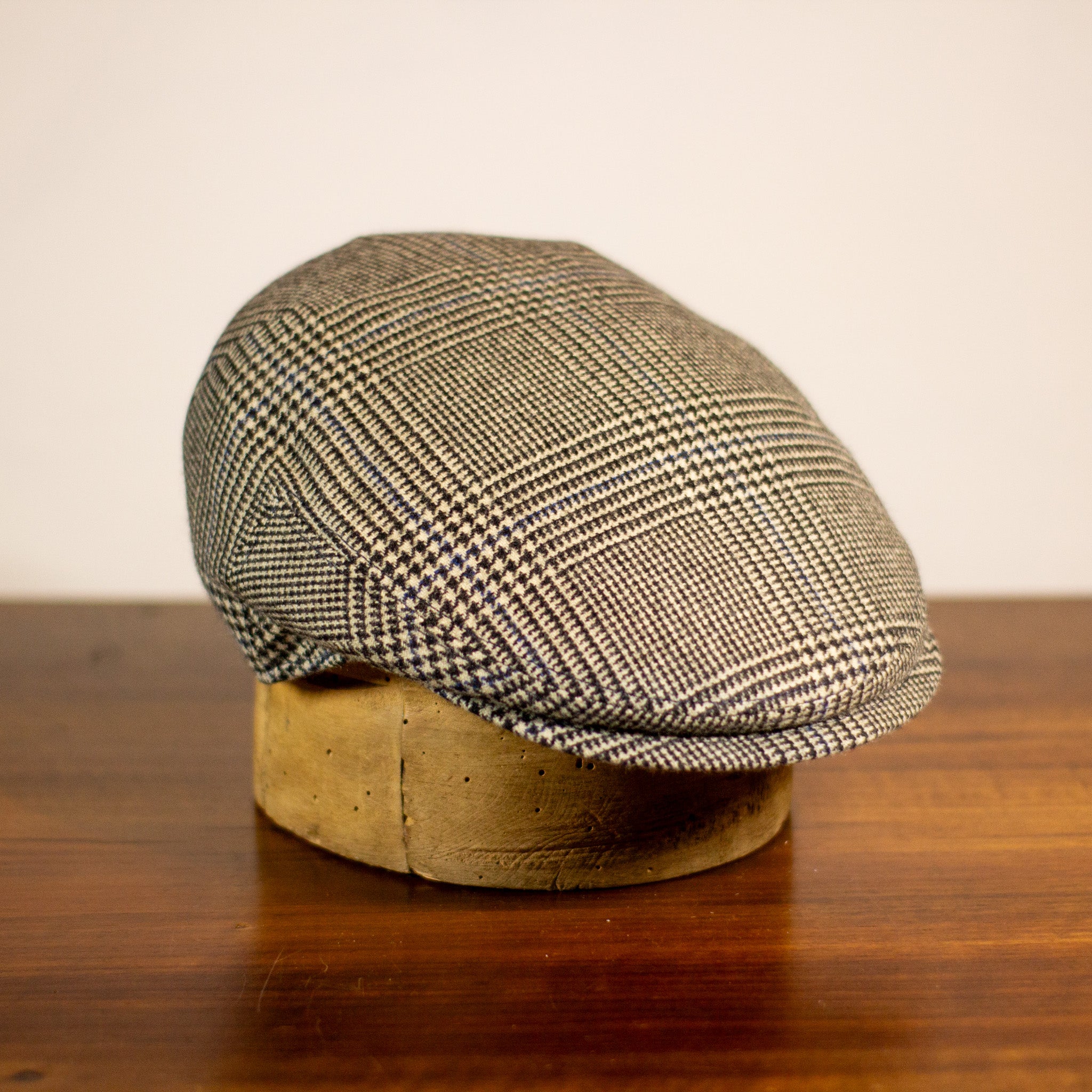 cappellificio-biellese-1935-county-cap-cappello-classico-a-corona-piatta-e-visie image 2