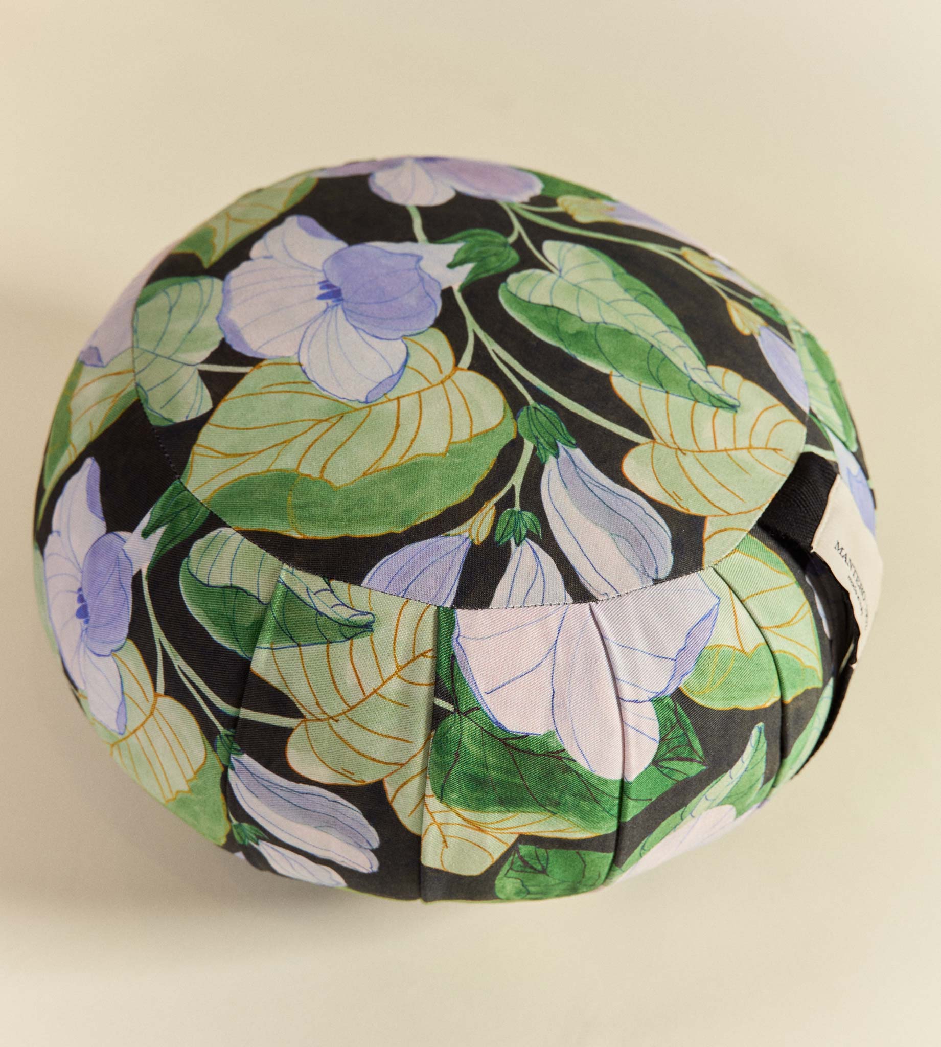 mantero-1902-satori-cuscino-zafu-meditazione-33x12-cm image 1