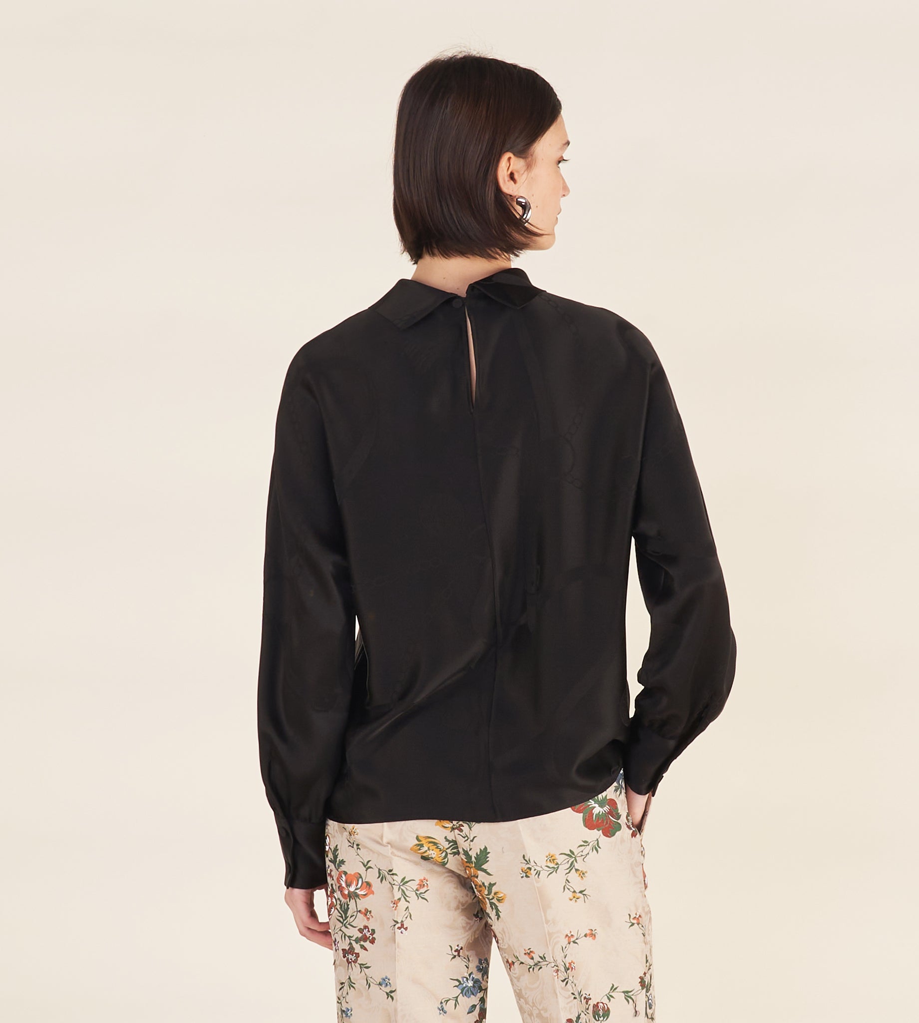 mantero-1902-tecla-blusa-in-seta-con-colletto-double-face image 2