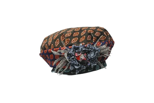 grevi-liv-cappello-in-velluto-fantasia-con-fiori image 1