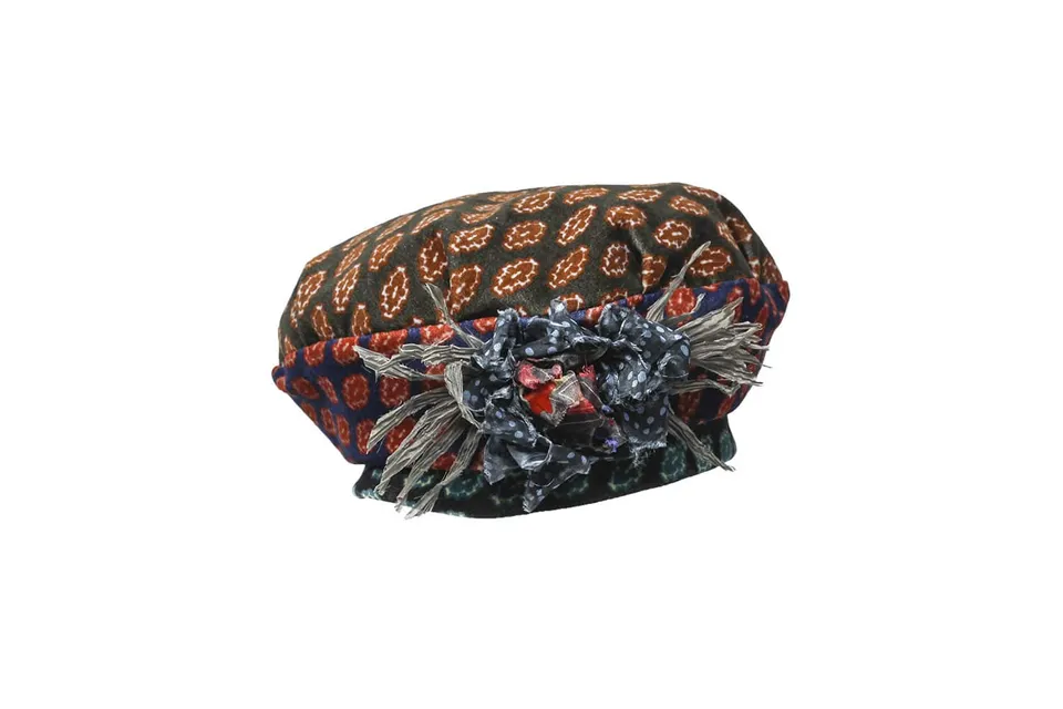 grevi-liv-cappello-in-velluto-fantasia-con-fiori image 1