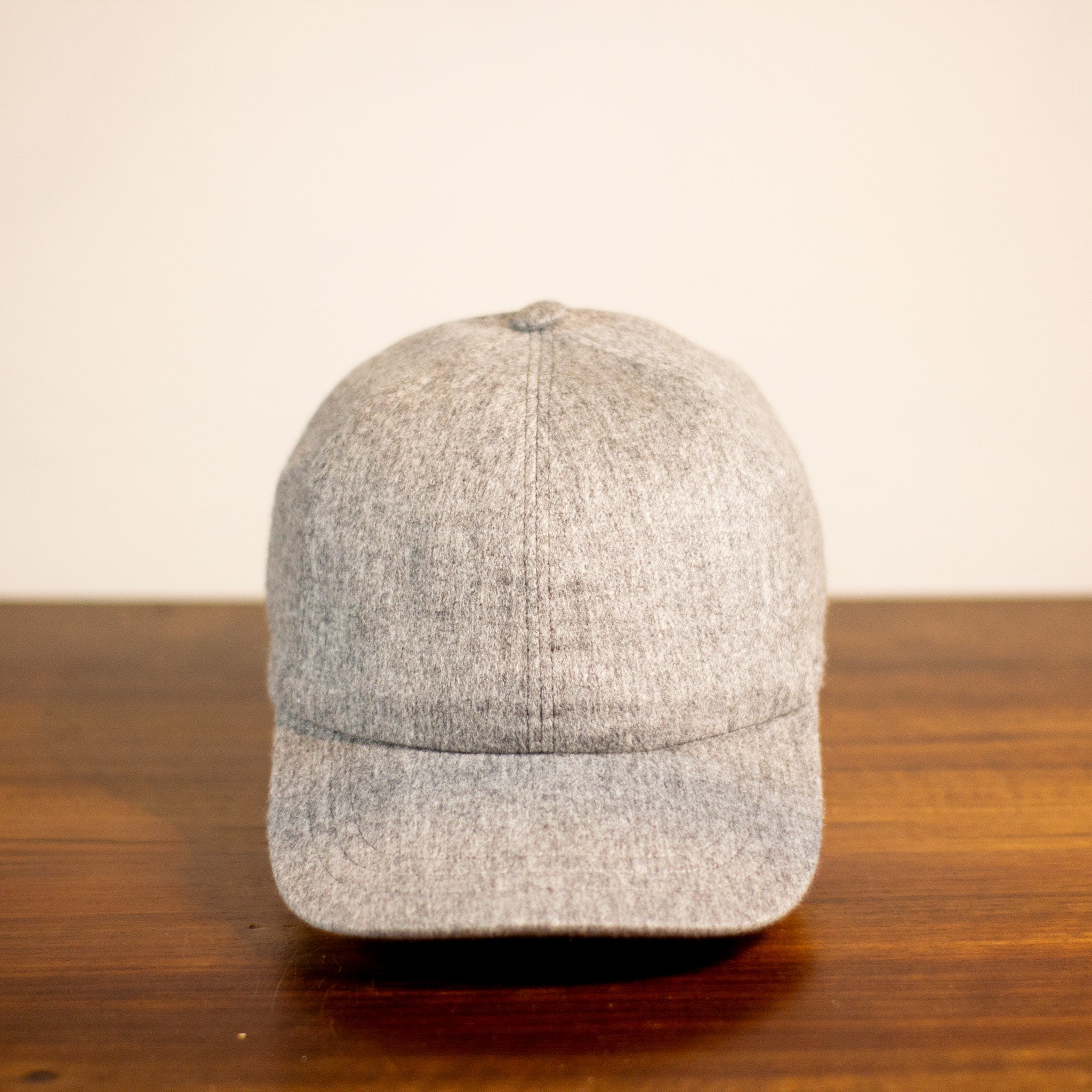 cappellino-baseball-lp-in-cashmere-grigio-chiaro-zegna-aw25-cappellificio-bielle image 3