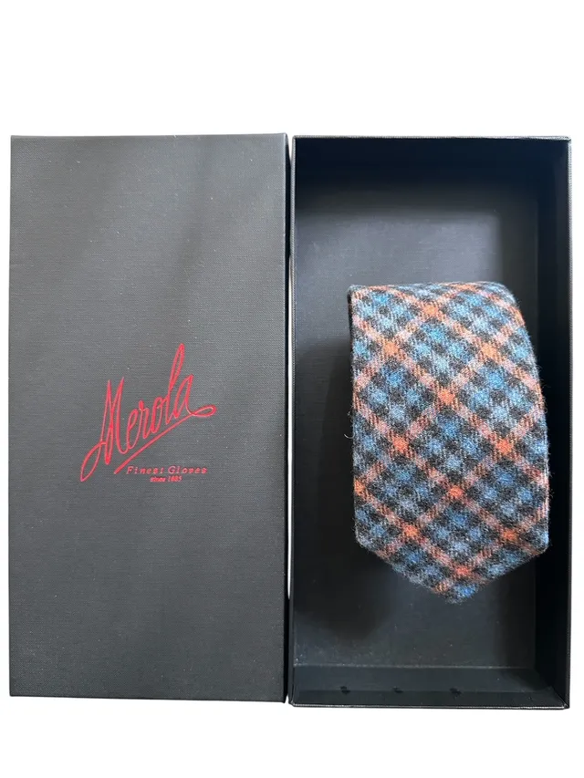 merola-gloves-cravatta-esclusiva-in-cashmere-100-made-in-italy-cm-8-5-x-148 image 1