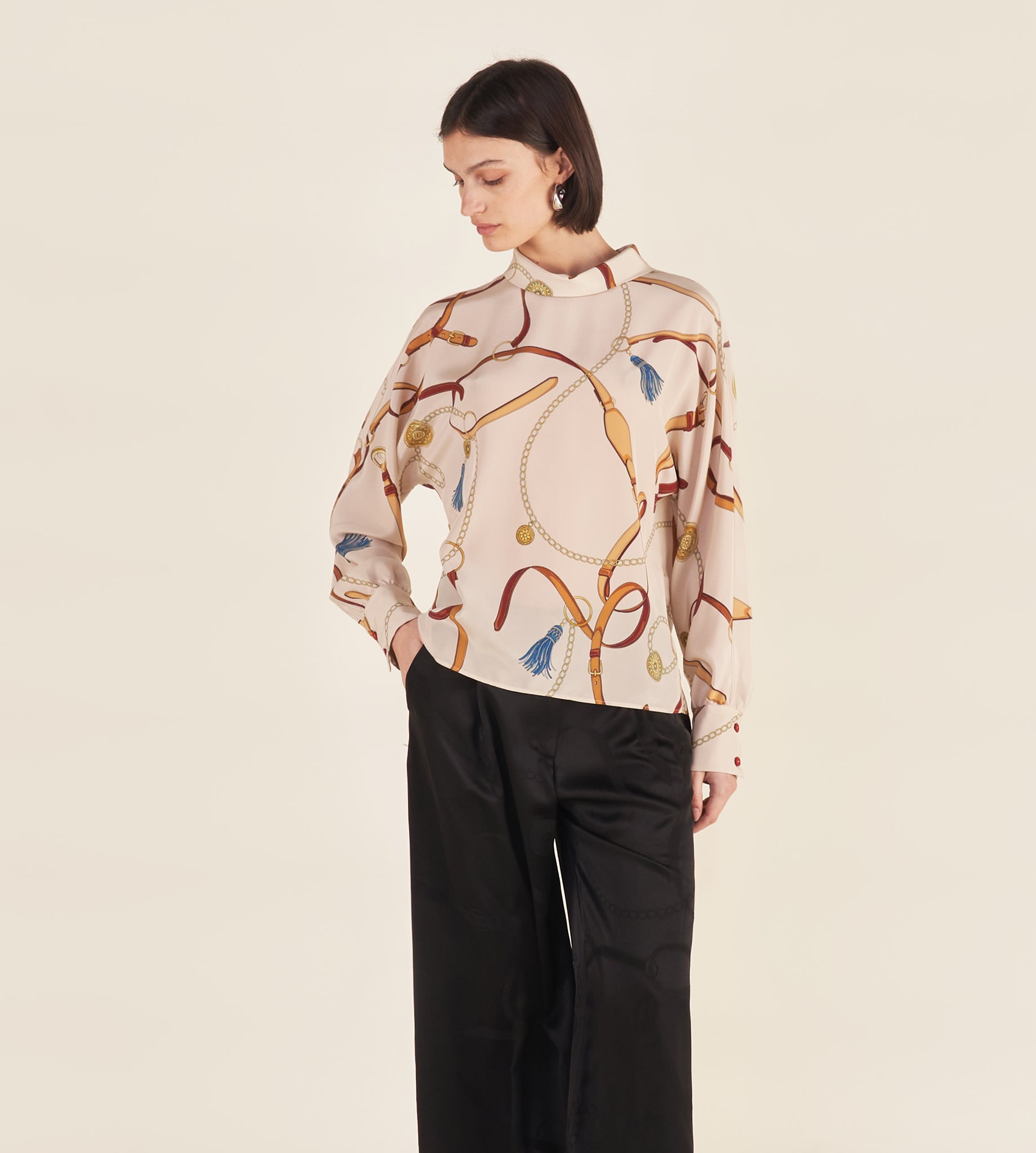mantero-1902-tecla-blusa-con-colletto-double-face image 2
