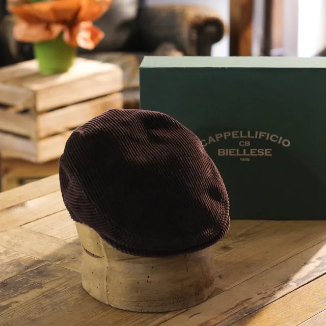 cappellificio-biellese-1935-county-cap-foglia-di-cacao image 1