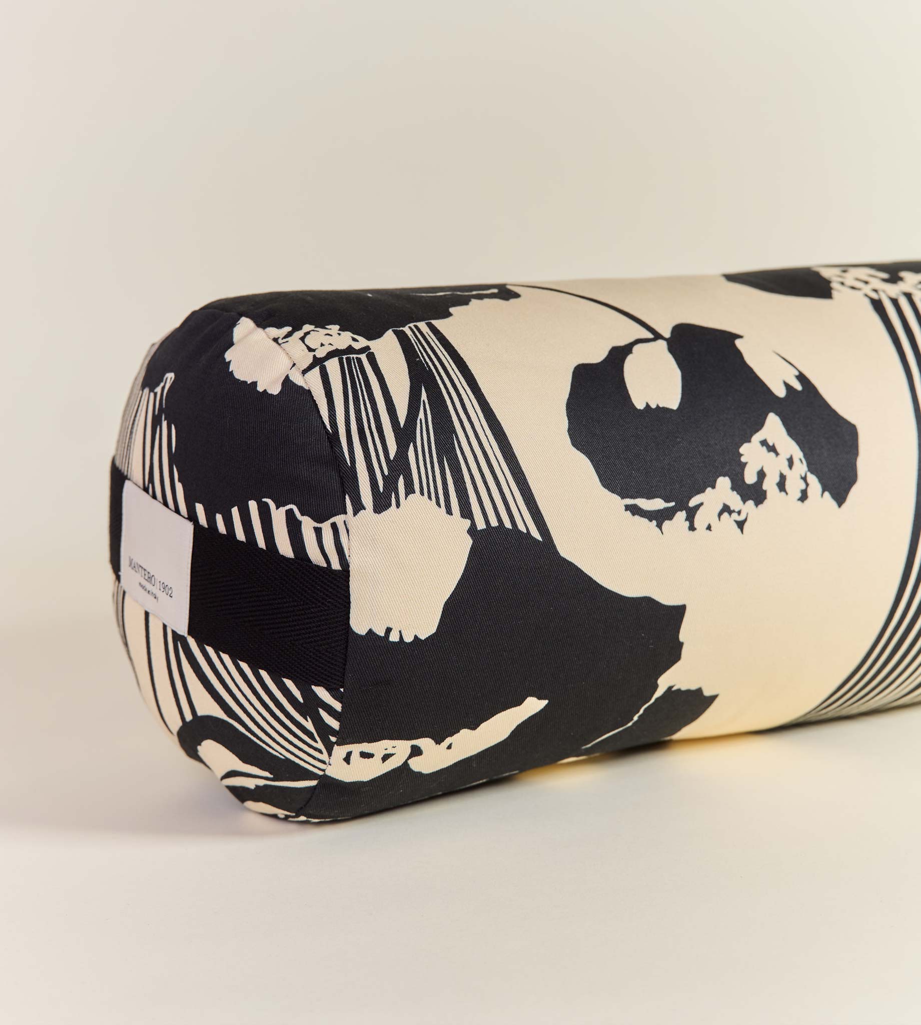 mantero-1902-zen-cuscino-bolster-yoga-60x20-cm image 3