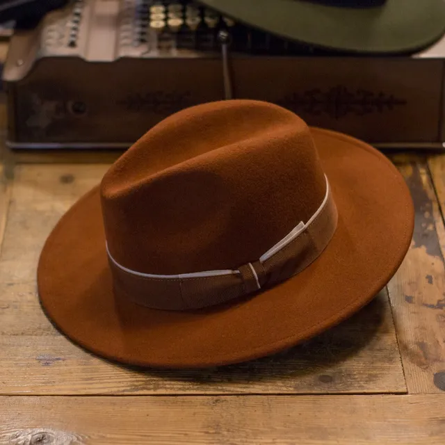 cappellificio-biellese-1935-fedora-arancione-spicy-con-fodera-in-seta image 1