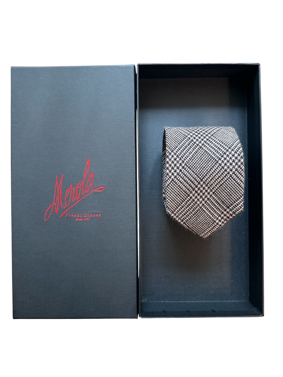 cravatte-in-puro-cashmere-100-fatte-a-mano-in-italia-cm-8-5-x-148 image 1