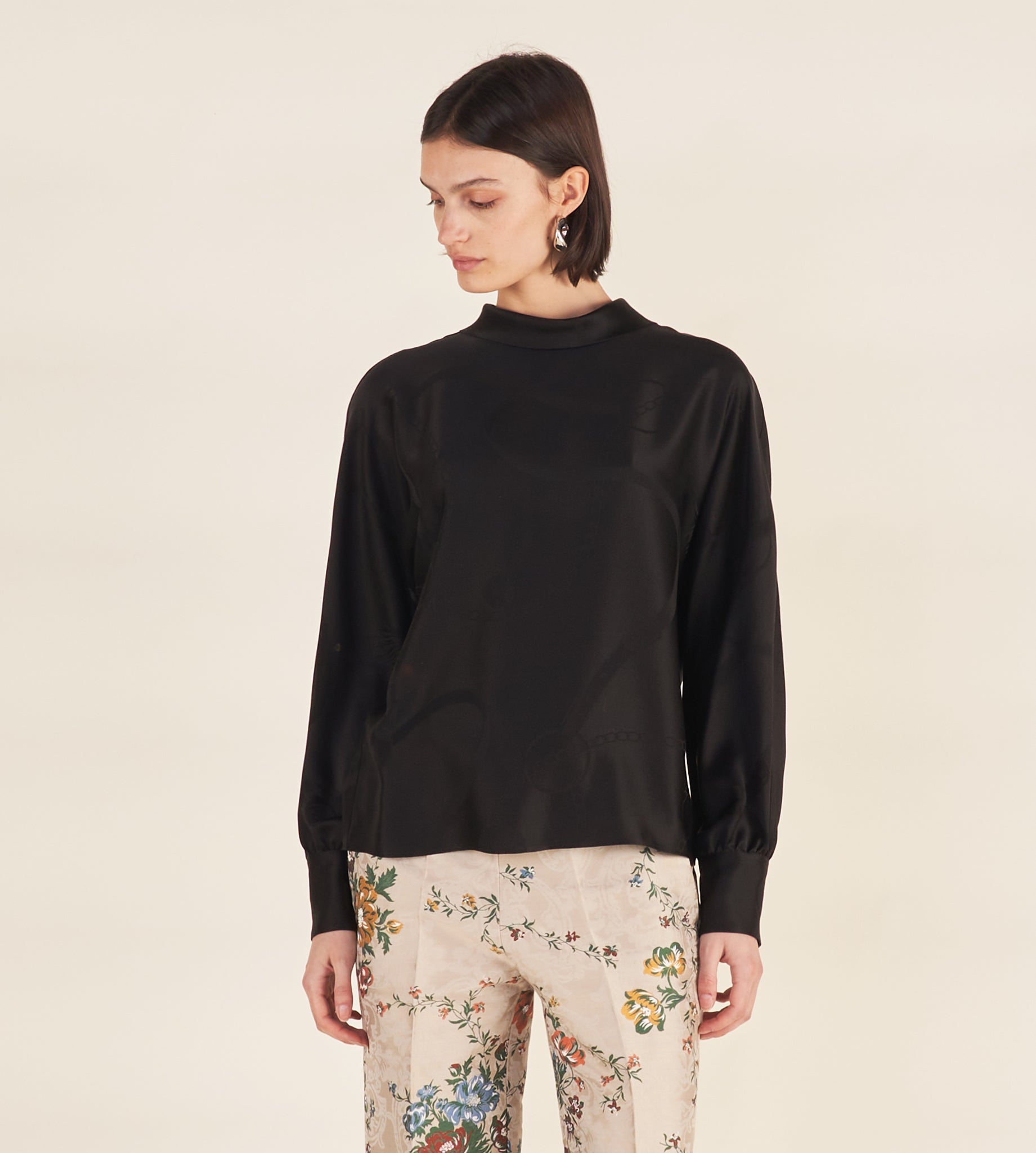 mantero-1902-tecla-blusa-in-seta-con-colletto-double-face image 5