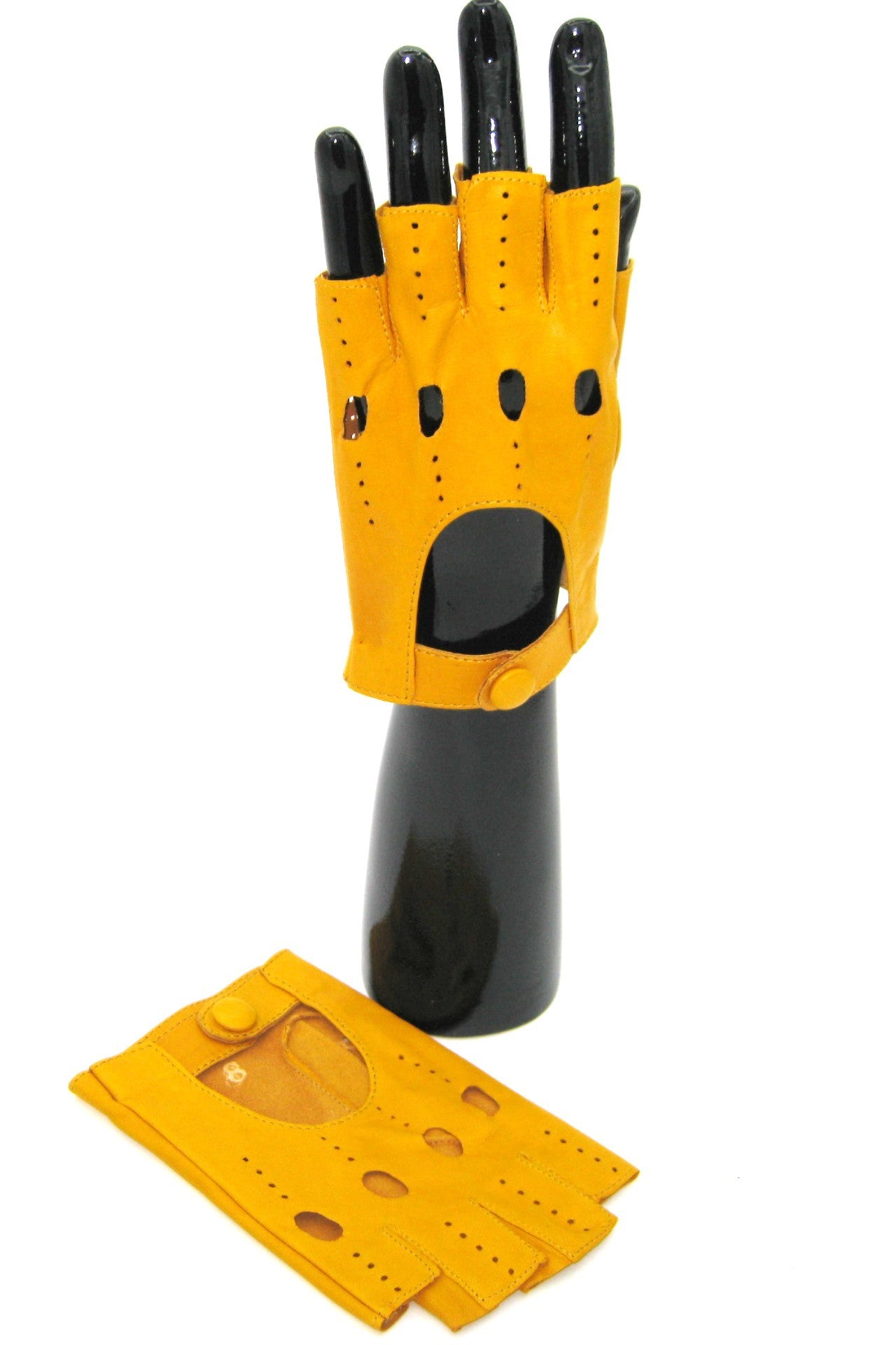 sermoneta-gloves-guanto-in-nappa-da-guida-mezze-dita-2bt-giallo-ocra image 4