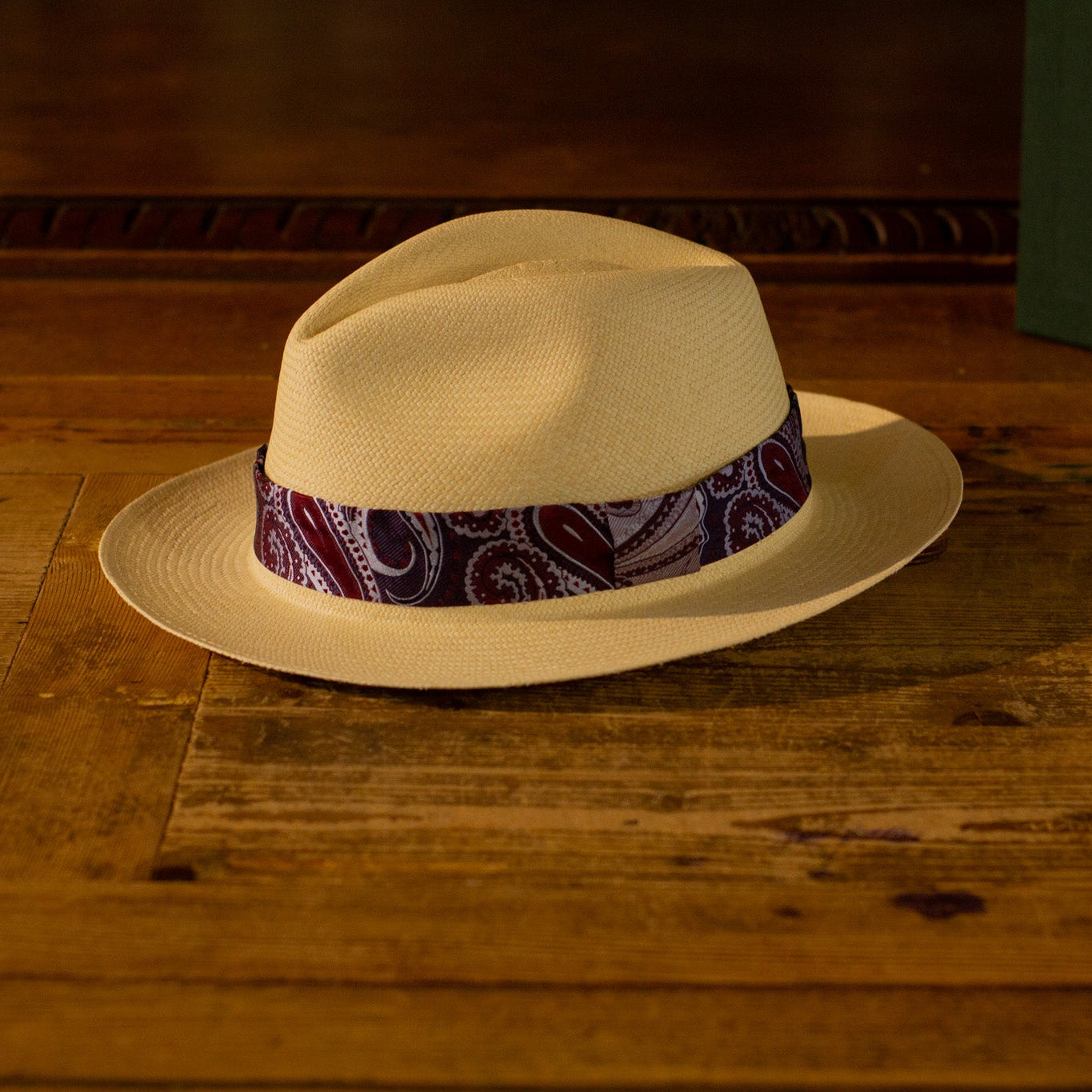cappellificio-biellese-1935-originale-panama-cappello-panama-paisley-viola image 1