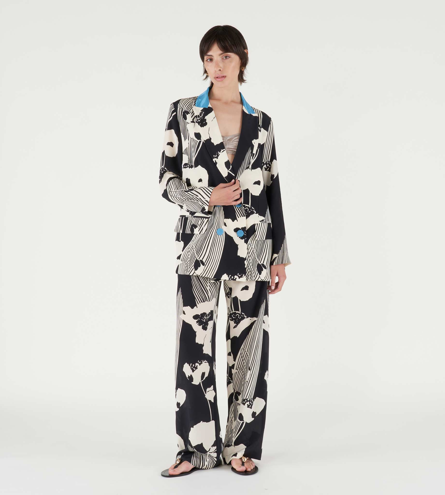 mantero-1902-isabella-blazer-in-seta-doppio-petto-made-in-italy image 5