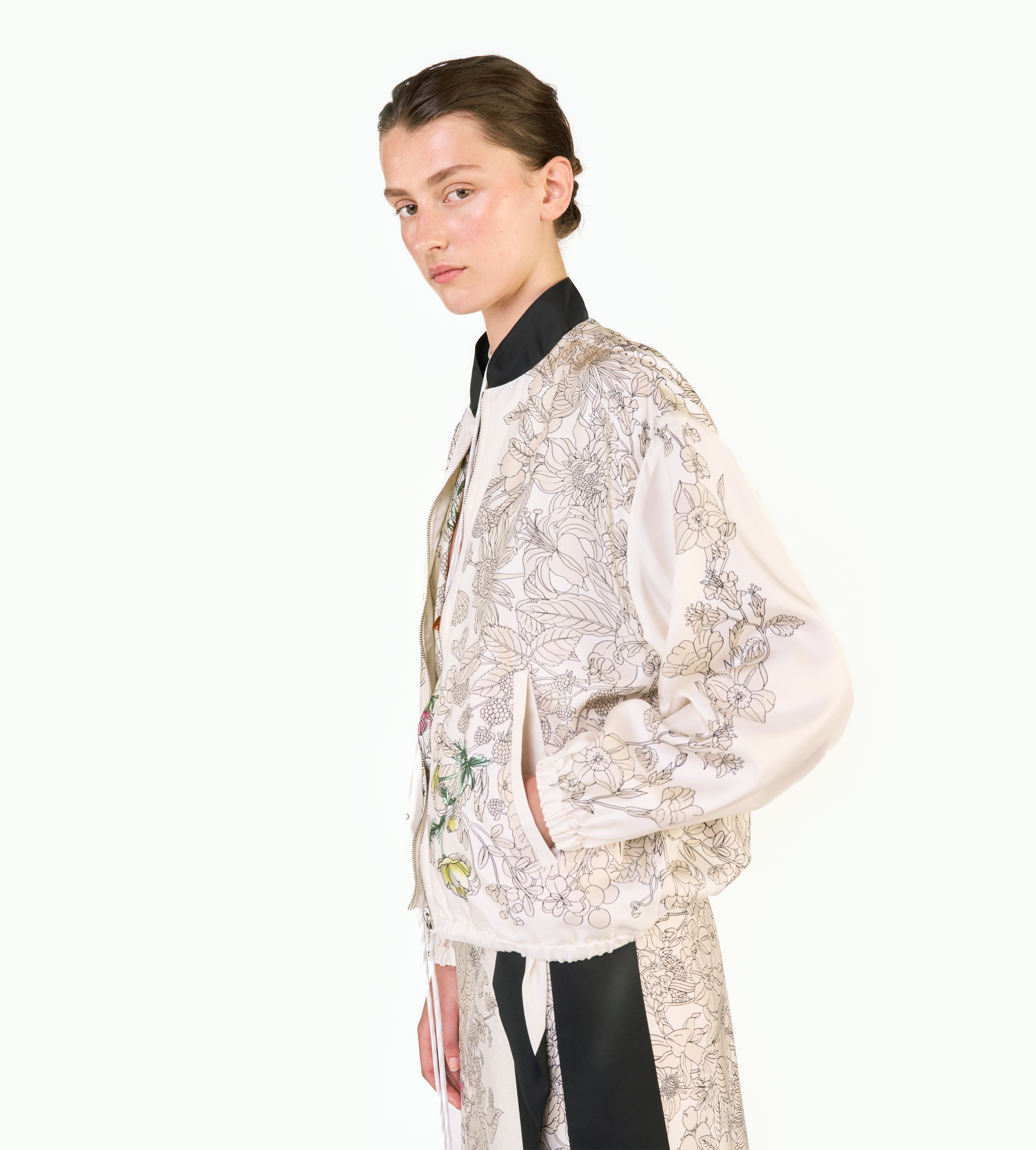 mantero-1902-ariele-bomber-jacket-in-seta-archivio image 8