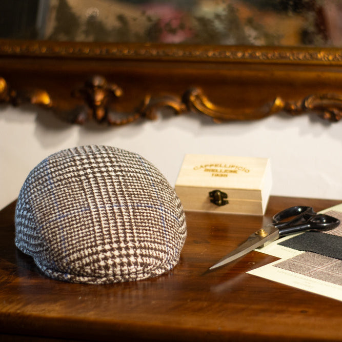 cappellificio-biellese-1935-county-cap-su-misura-overcheck-coppola-sartoriale image 3