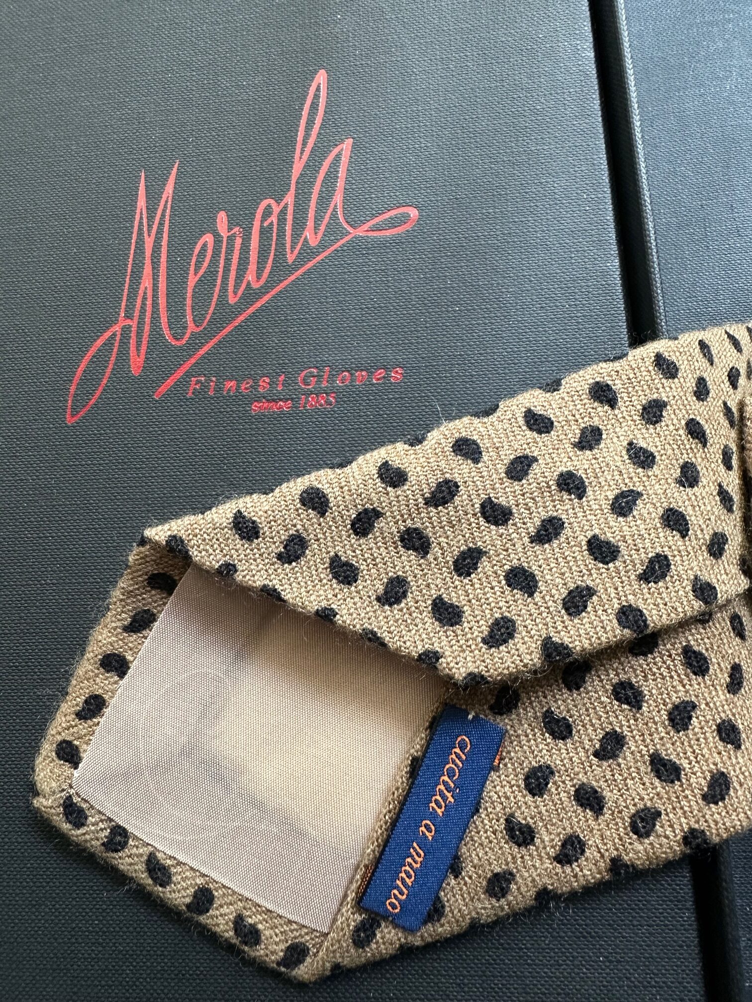 merola-gloves-cravatta-esclusiva-in-cashmere-100-fatta-a-mano-in-italia-cm-8-5-x image 2