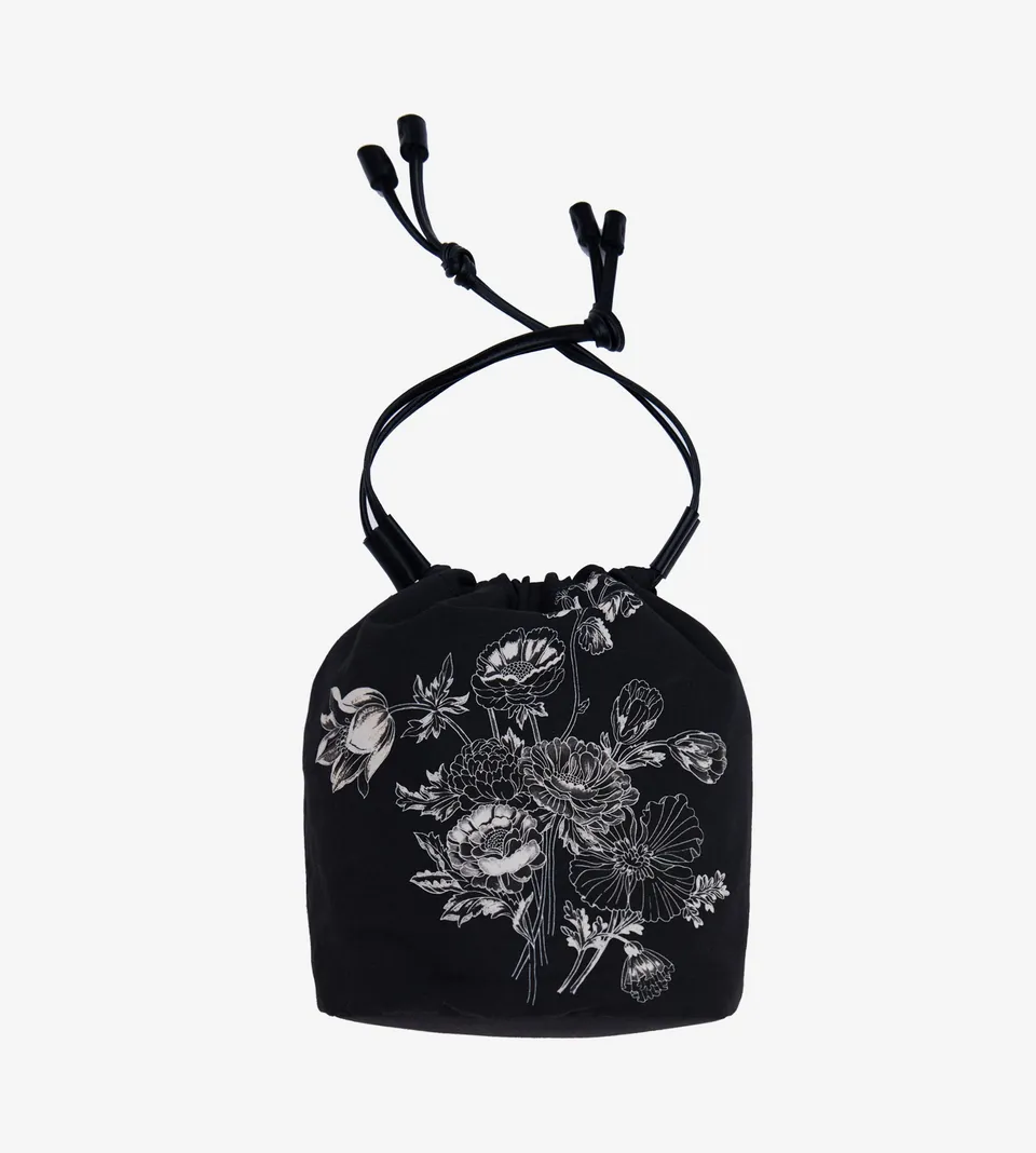 mantero-1902-emily-bucket-pouch-17x24-cm-2 image 1