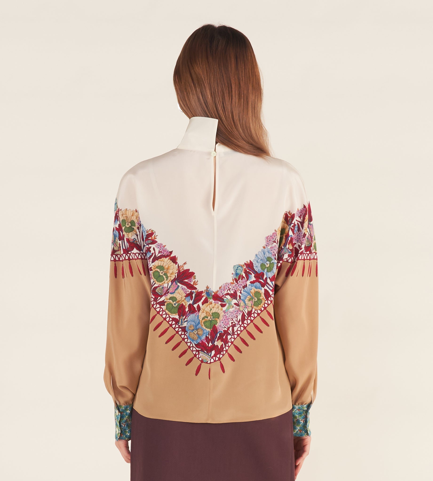 mantero-1902-tecla-blusa-con-colletto-reversibile-in-seta image 4