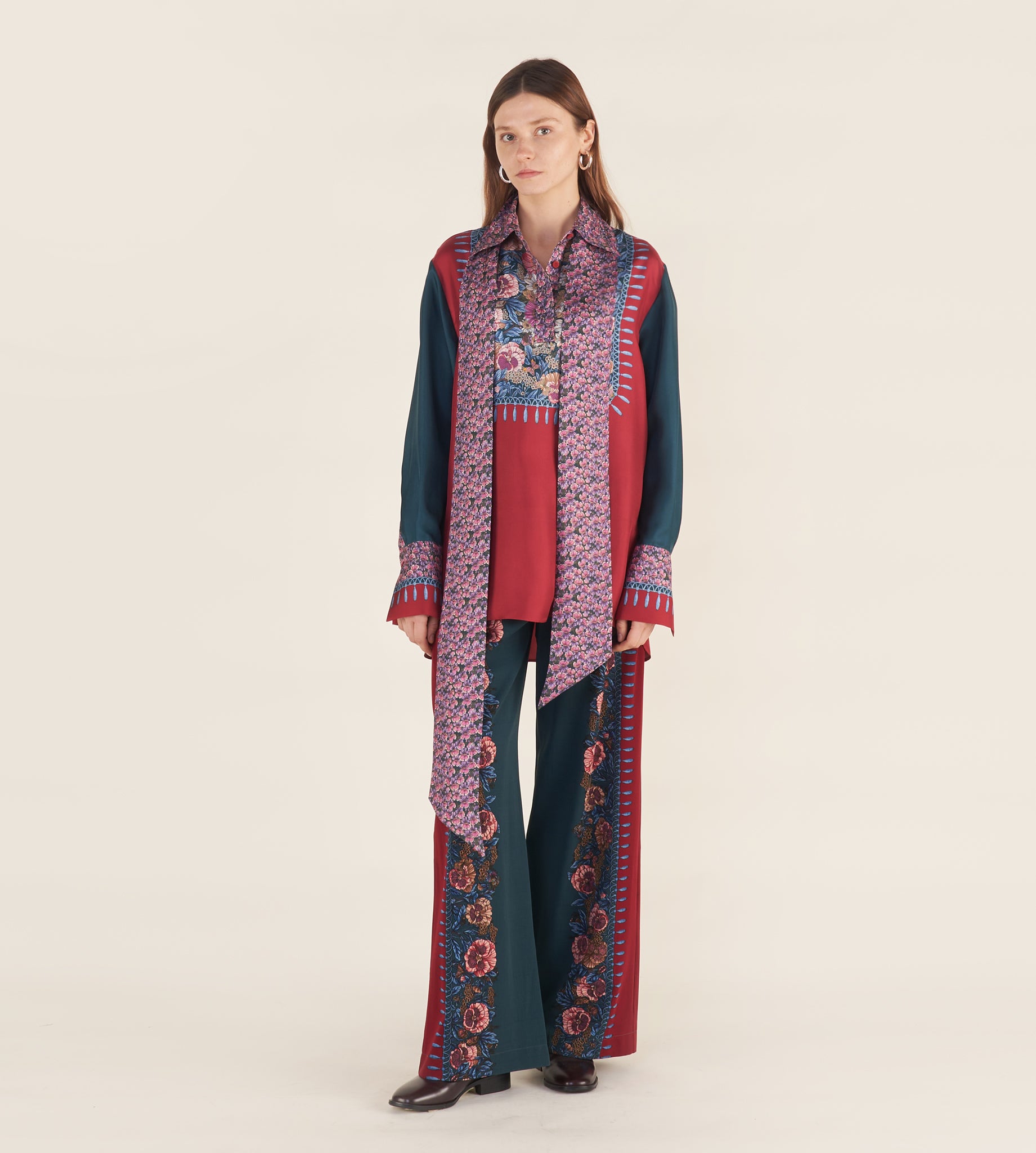 mantero-1902-dafne-blusa-con-sciarpa-rimovibile image 2