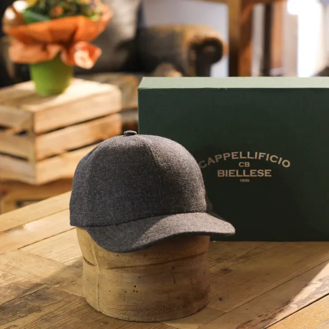 cappellificio-biellese-1935-berretto-da-baseball-grigio-scuro-in-lana image 1