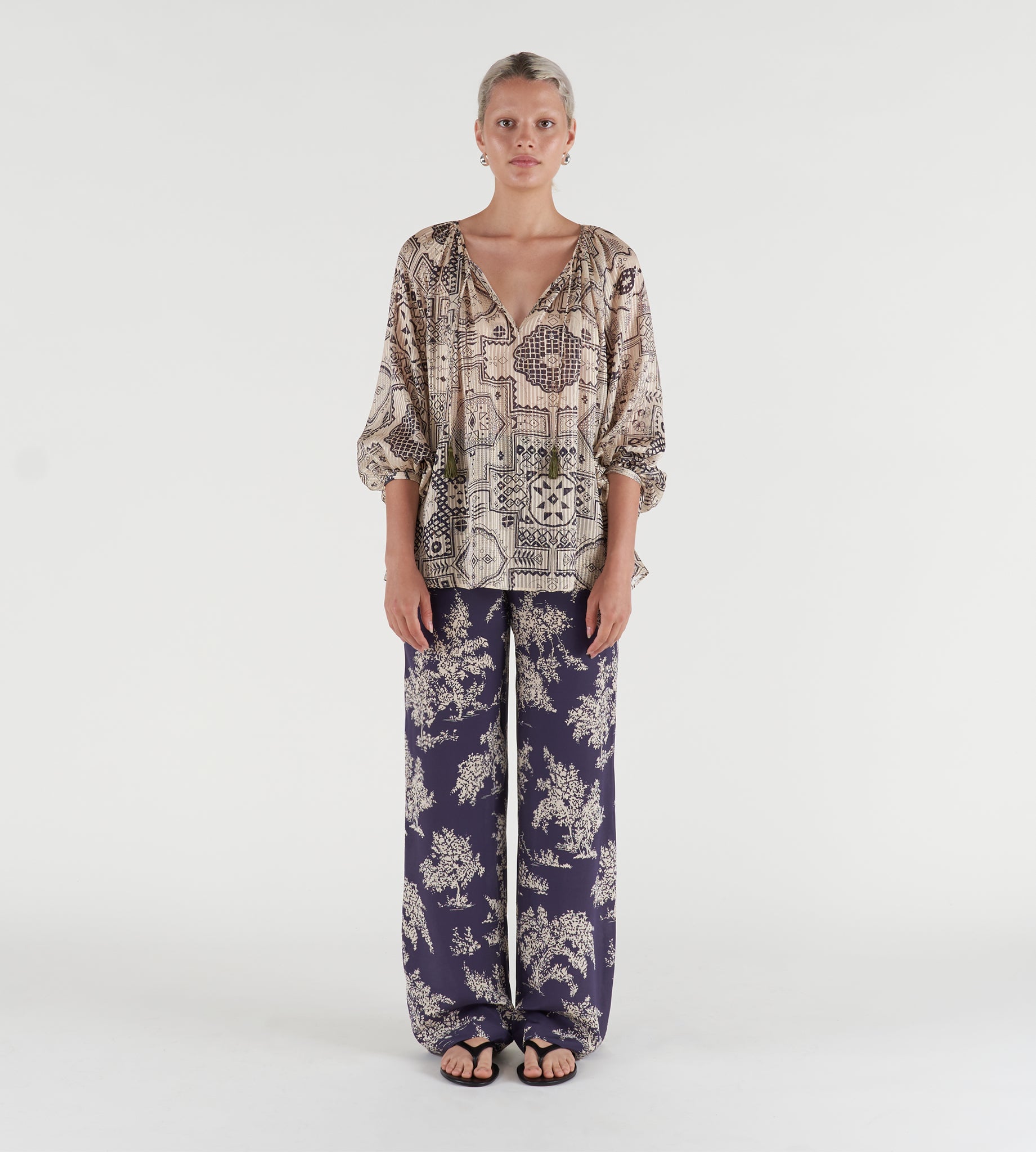 mantero-1902-lolita-blusa-manica-raglan-in-seta-e-lurex image 6