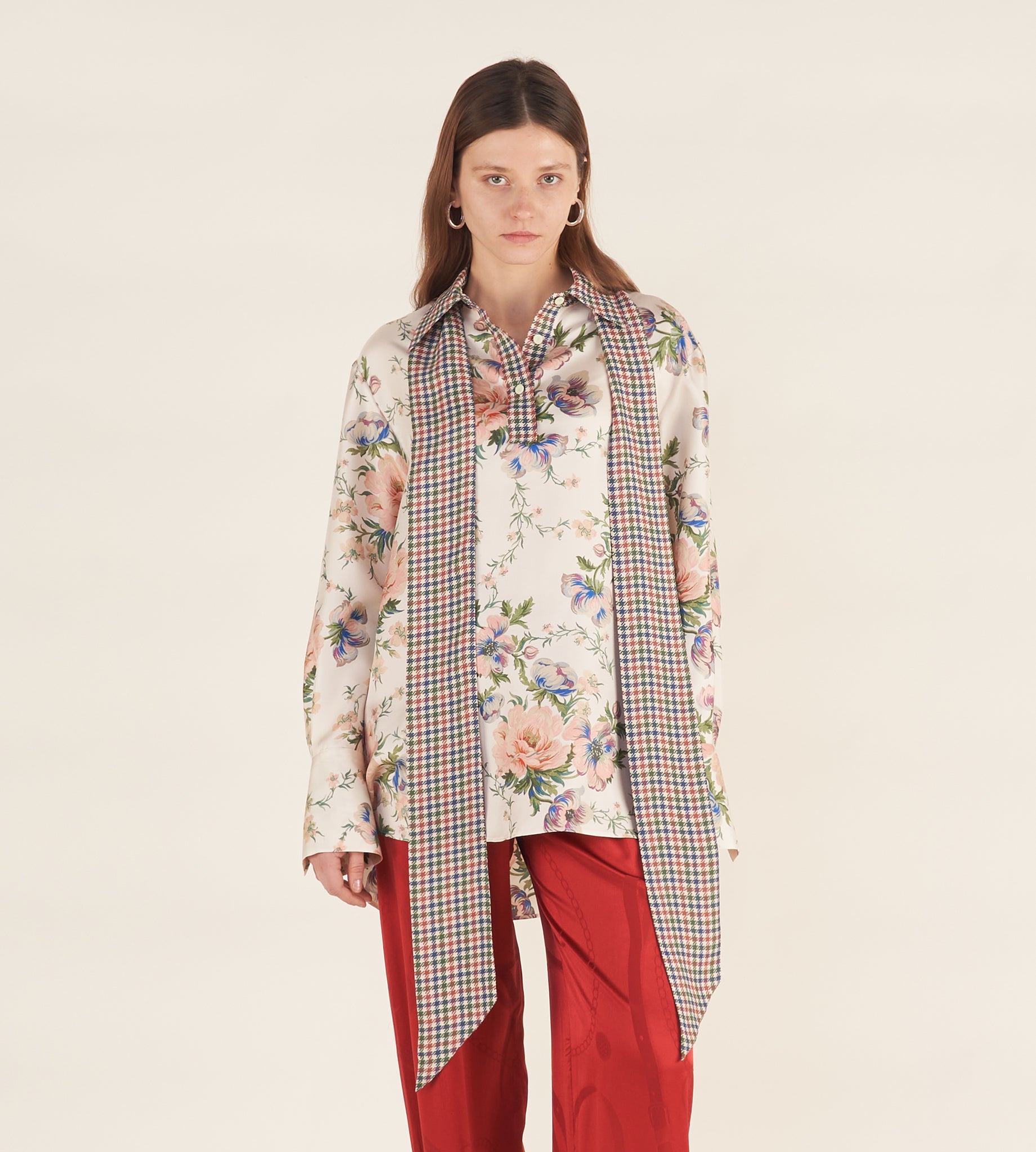 mantero-1902-dafne-blusa-con-sciarpa image 3