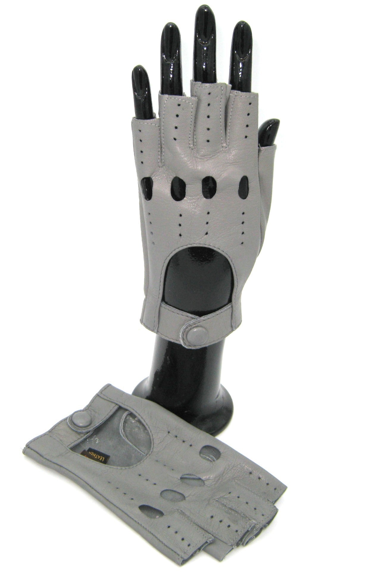 sermoneta-gloves-guanto-da-guida-sfoderato-1-2-dita-in-nappa-grigio-perla image 4