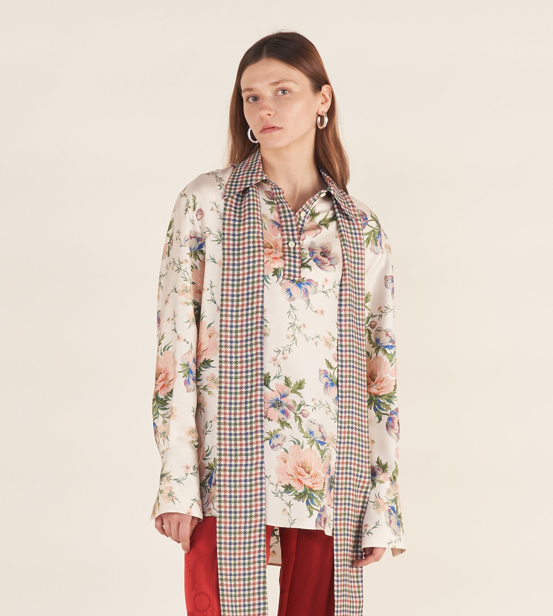 mantero-1902-dafne-blusa-con-sciarpa image 2