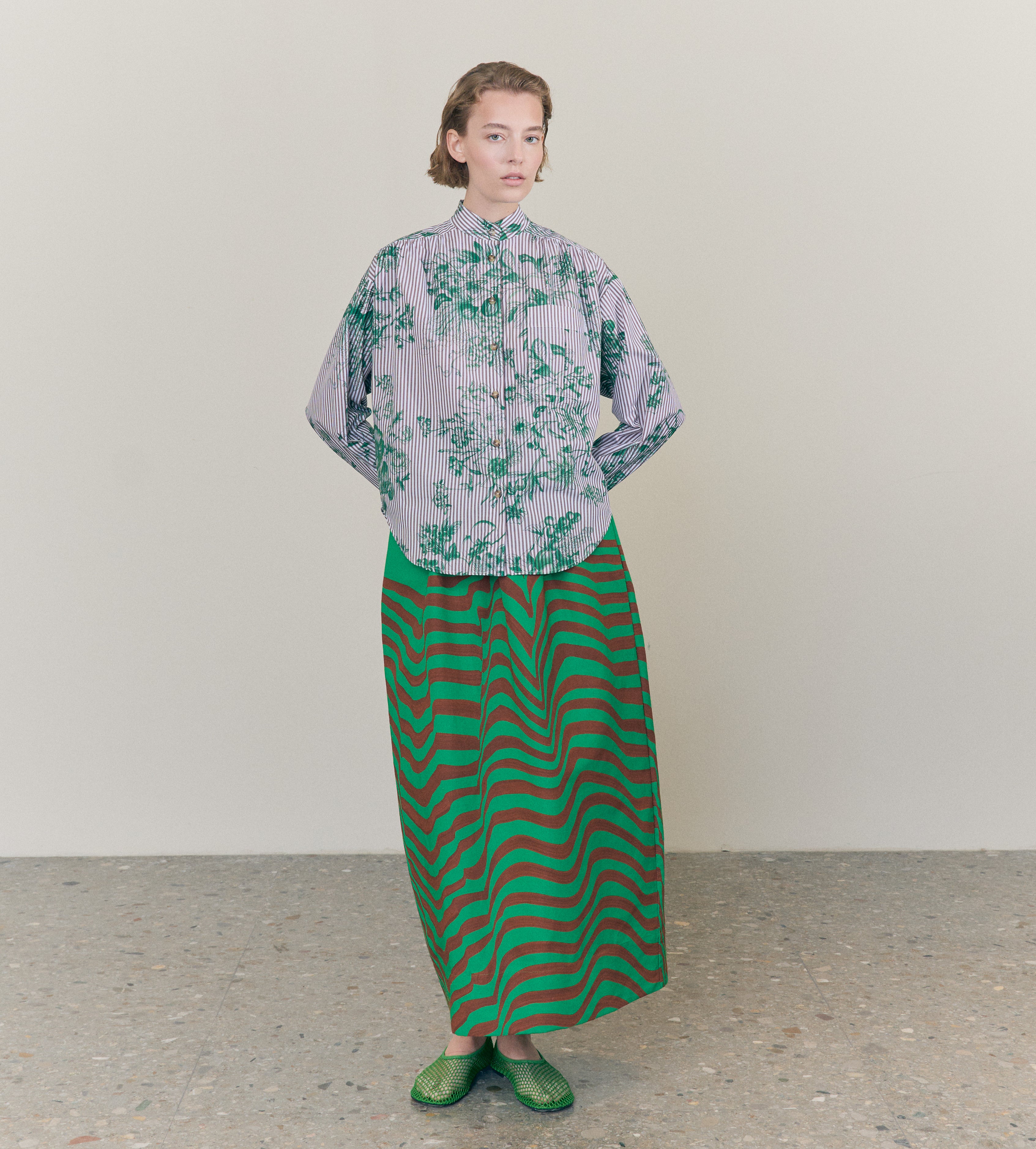 mantero-1902-haley-camicia-coreana-ampia-asimmetrica-2 image 4