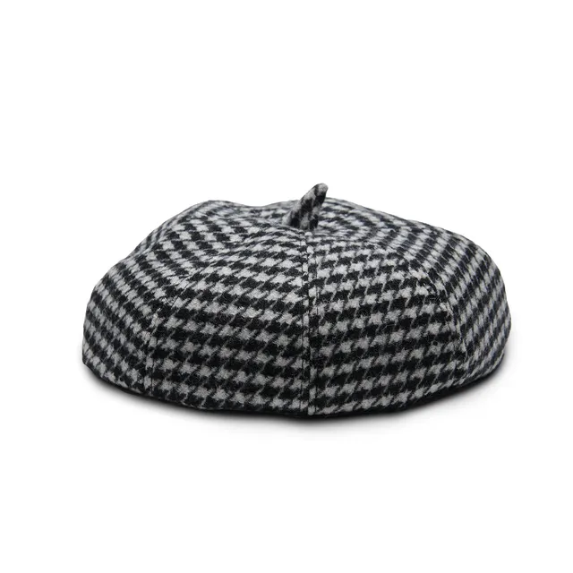 cappellificio-biellese-1935-lambswool-bunnet-black-and-white-dogtooth-coppola-co image 1
