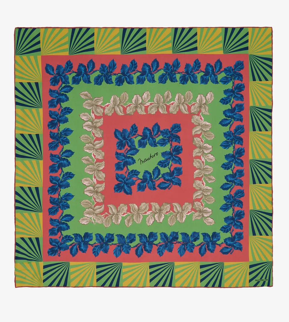 mantero-1902-five-o-clock-small-carr-70x70-cm image 1