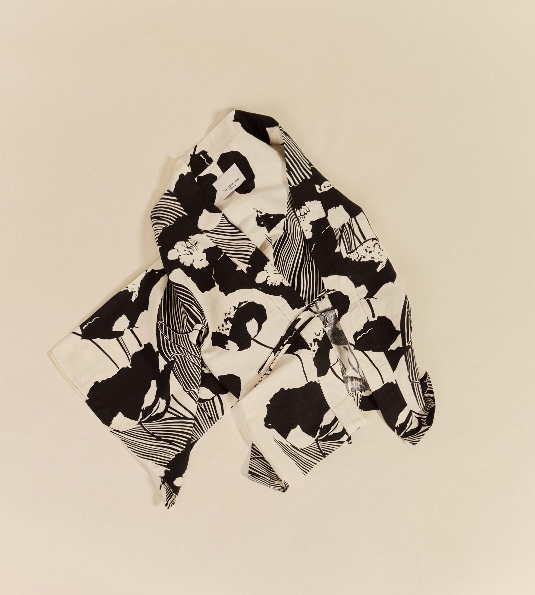 mantero-1902-aura-kimono-unisex-in-tessuto-leggero-2 image 4