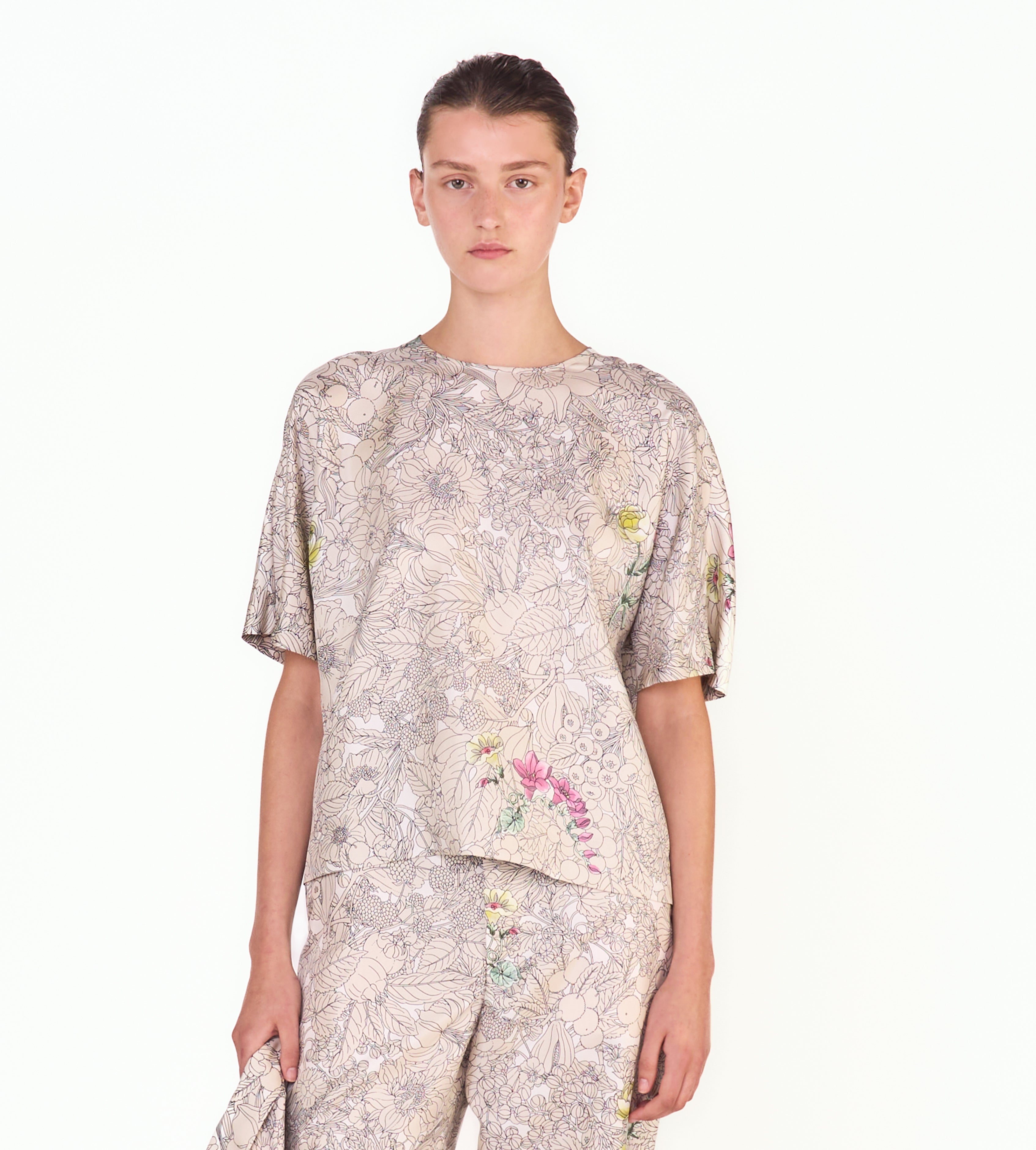 mantero-1902-charlotte-kimono-t-shirt-con-bottone-in-resina image 3
