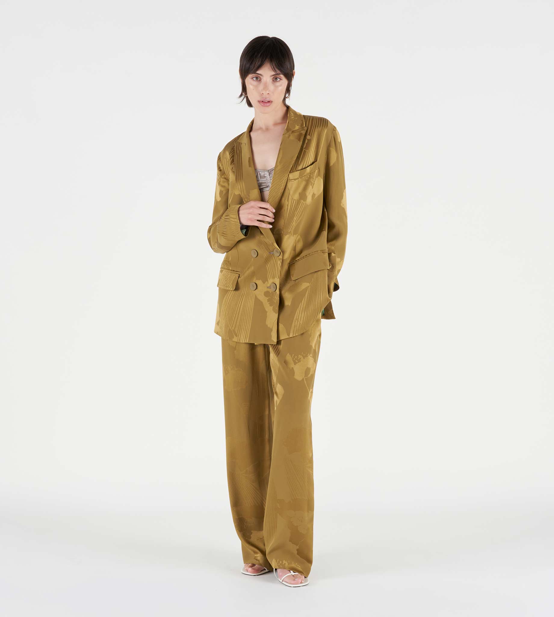 mantero-1902-isabella-blazer-in-seta-doppio-petto image 3