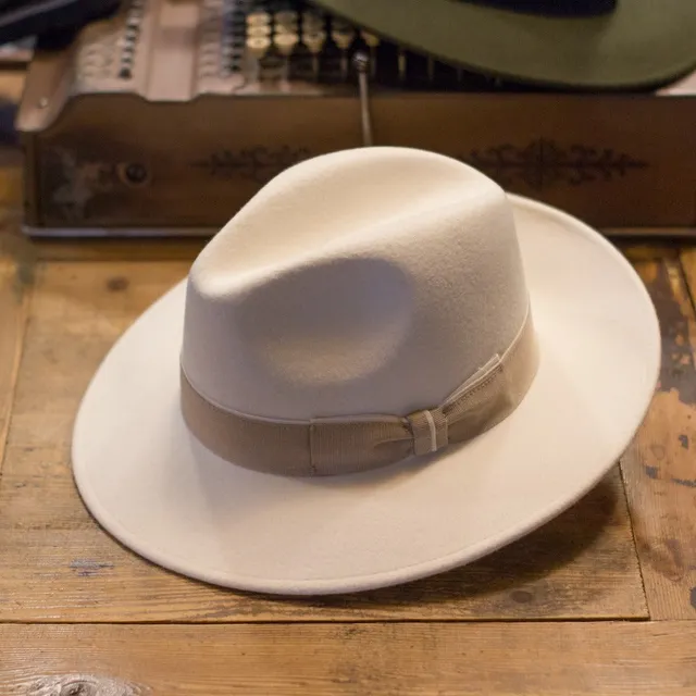 cappellificio-biellese-1935-fedora-crema-doppio-nastro-cappello image 1