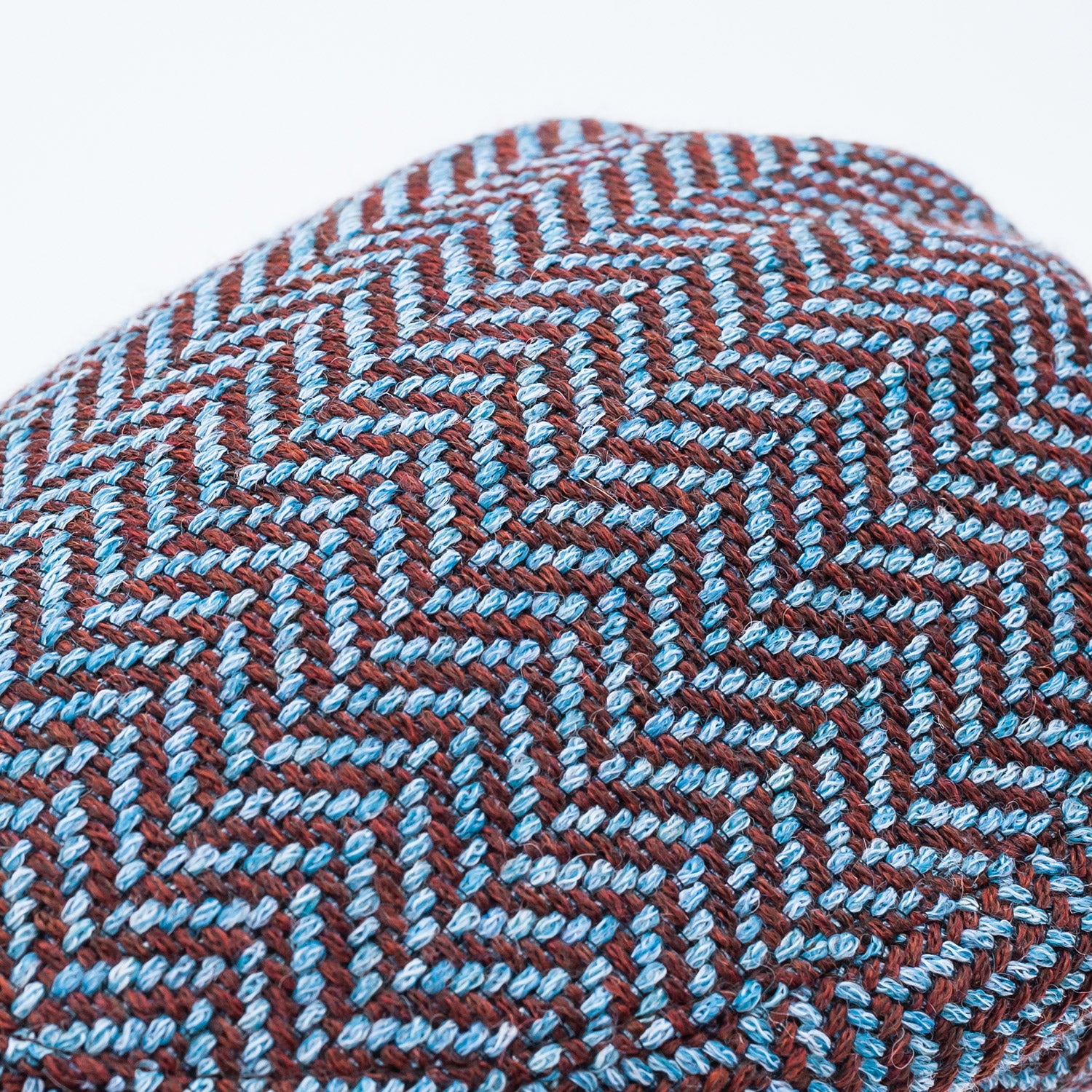 doria-1905-golf-coppola-piatta-in-baby-alpaca-celeste-bordeaux image 3